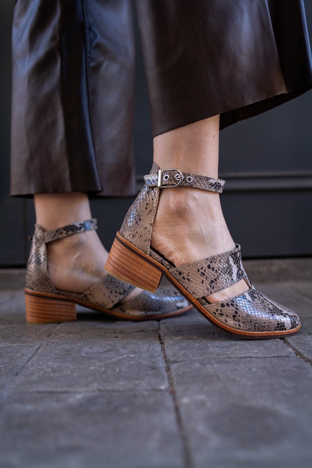 Sandalias Niza Pitón